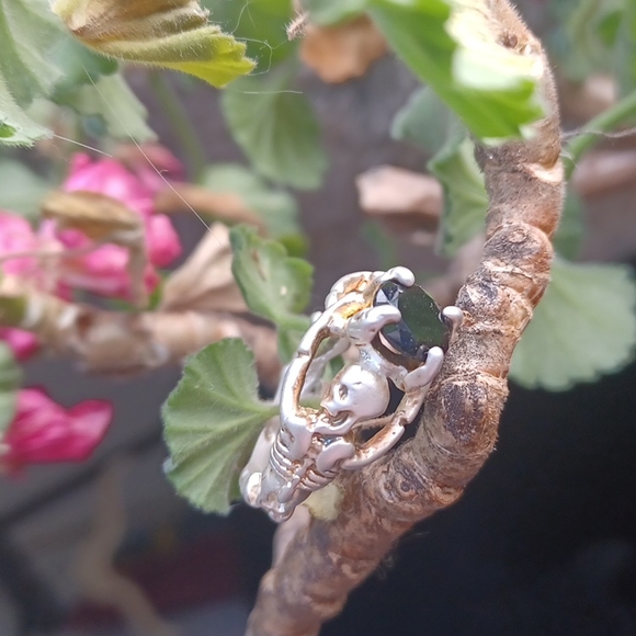 New ☠️keleton & Black Crystal Ring☠️ - Picture 7 of 11